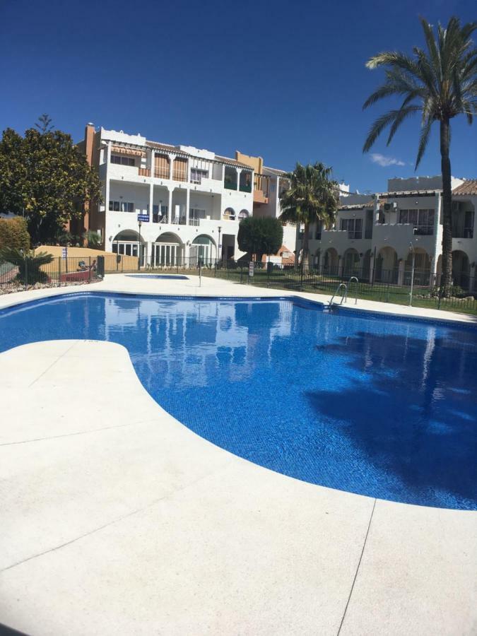 Rio Marina Apartment Нерха Екстериор снимка