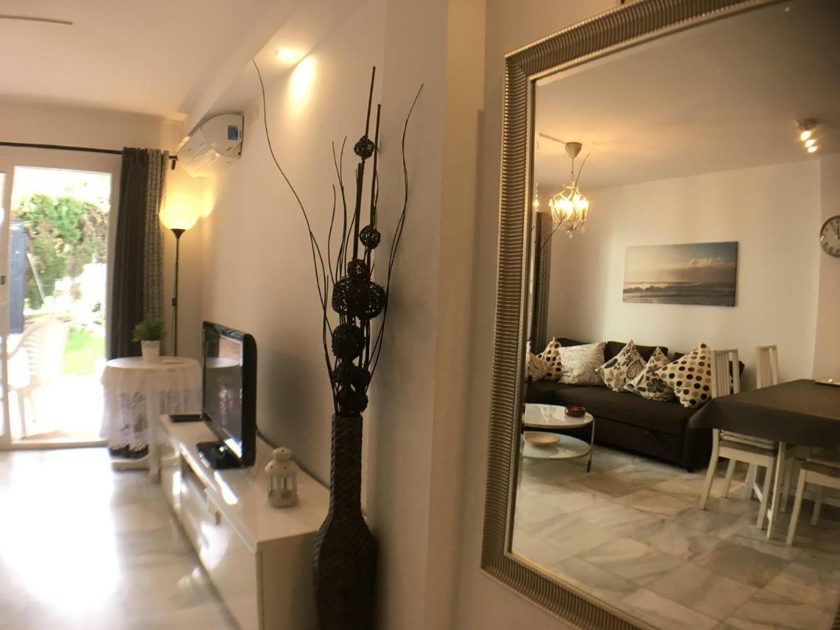 Rio Marina Apartment Нерха Екстериор снимка